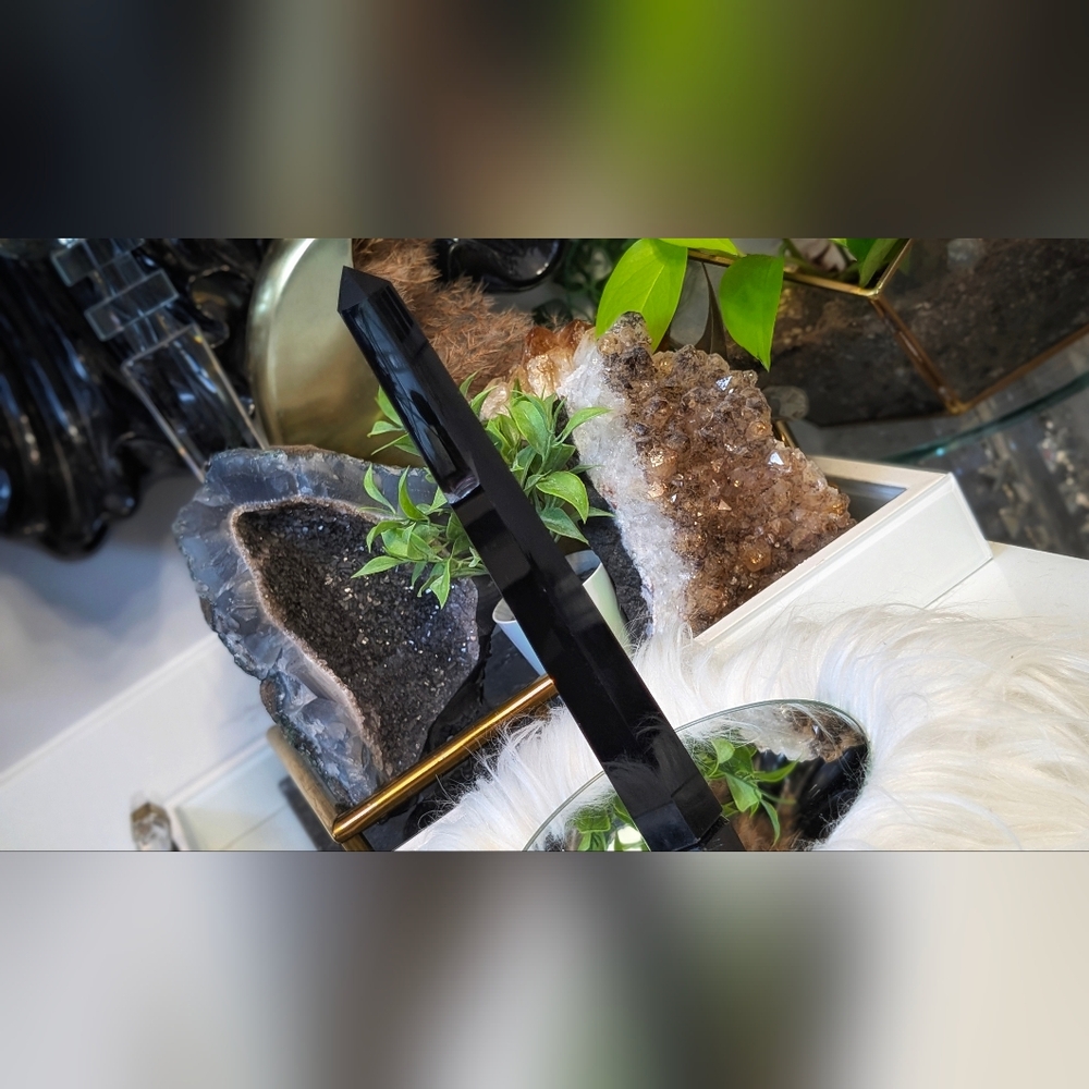 Black Obsidian Volcanic Glass Crystal Pillar Tower